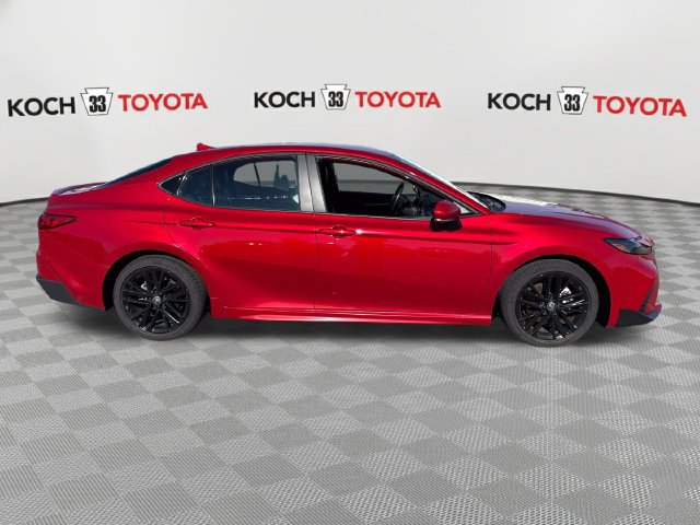 Certified 2025 Toyota Camry SE FWD image 9