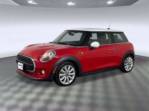 Used 2019 MINI Cooper 2-Door Hardtop FWD image 1