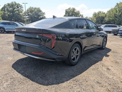 New 2026 Kia K4 FWD image 5