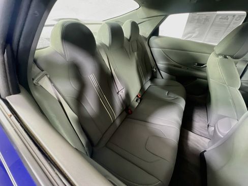 Used 2023 Hyundai Elantra SEL w/ Convenience Package FWD image 26