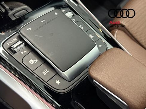 Used 2021 Mercedes-Benz GLB 250 GLB 250 image 33