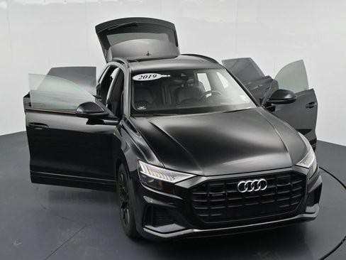Used 2019 Audi Q8 Prestige AWD/4WD image 17