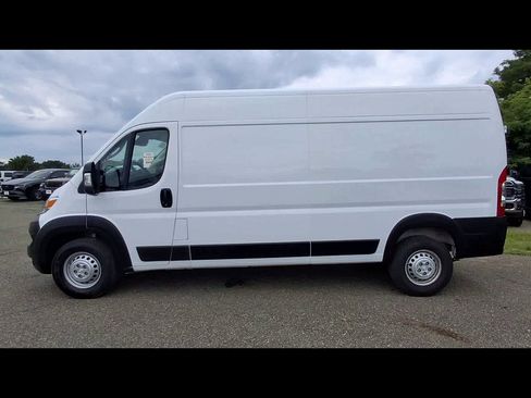 Used 2026 RAM ProMaster 2500 w/ Convenience Group FWD image 5