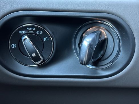 Used 2024 Porsche Macan S image 27