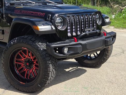 Used 2022 Jeep Wrangler Unlimited Rubicon w/ Steel Bumper Group AWD/4WD image 2