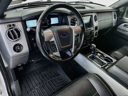 Used 2016 Ford Expedition Limited w/ Equipment Group 301A AWD/4WD image 31