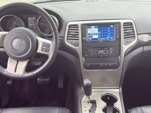 Used 2012 Jeep Grand Cherokee Laredo image 11