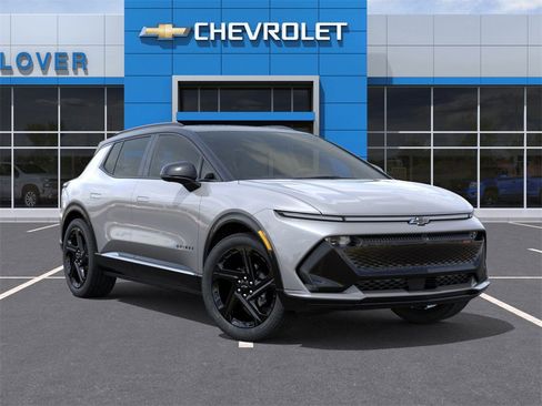 New 2026 Chevrolet Equinox EV RS image 7