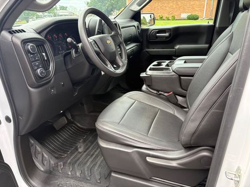Used 2021 Chevrolet Silverado 1500 W/T AWD/4WD image 16