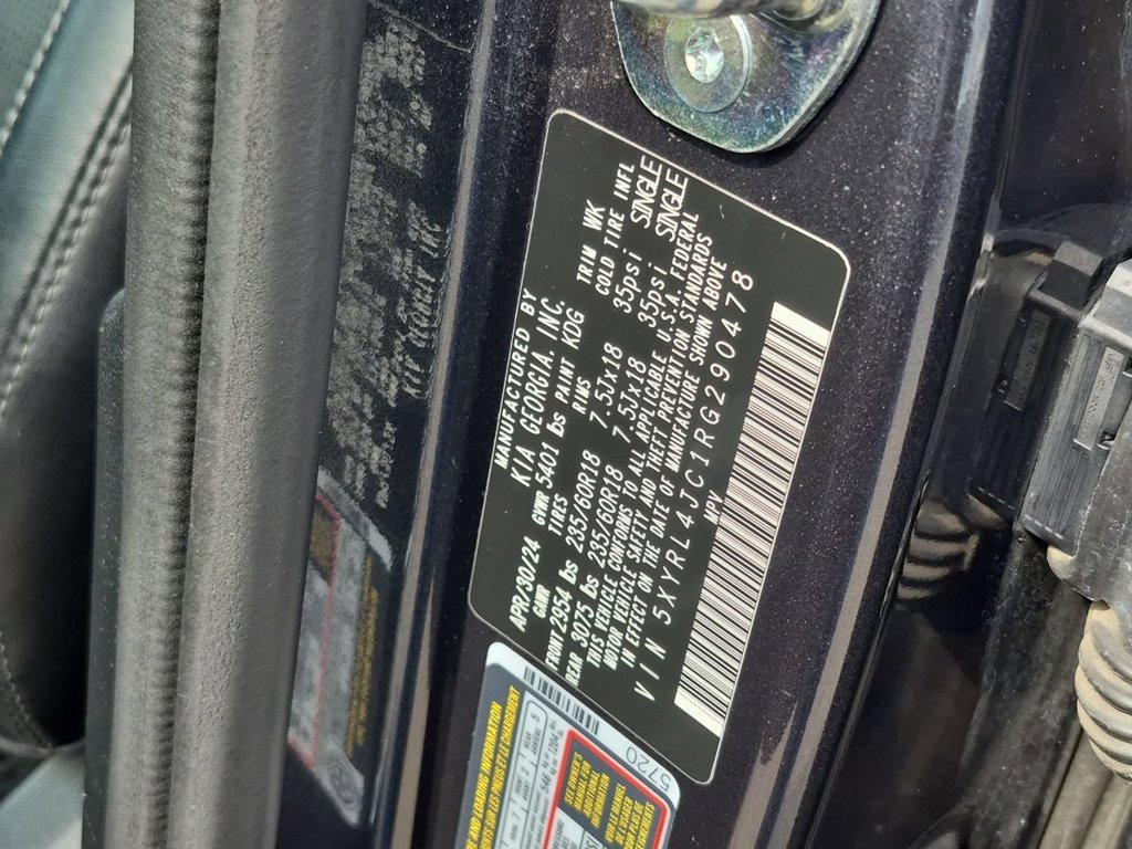 Certified 2024 Kia Sorento S FWD image 34