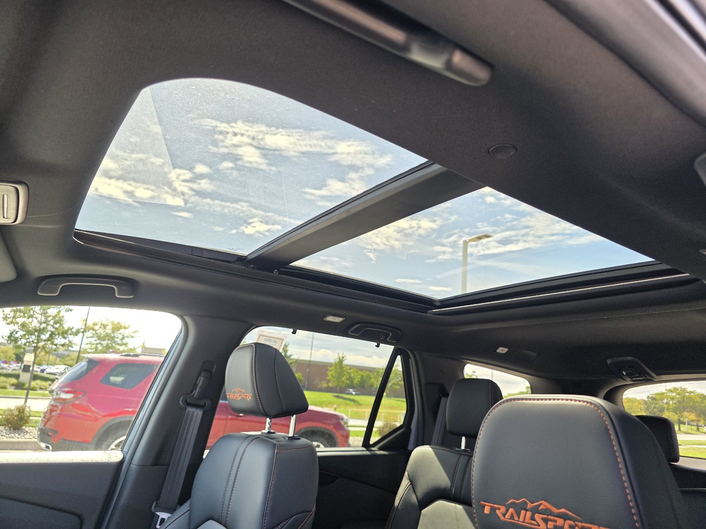 New 2026 Honda Pilot TrailSport image 3