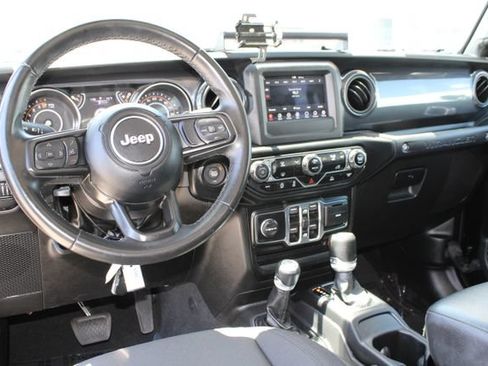 Used 2022 Jeep Wrangler Unlimited Sport AWD/4WD image 15