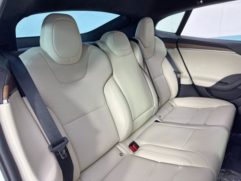 Used 2021 Tesla Model S Long Range image 43