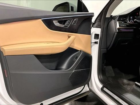 Certified 2023 Audi Q8 Premium Plus AWD/4WD image 13