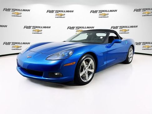 Used 2008 Chevrolet Corvette Convertible w/ Preferred Equipment Group RWD image 3