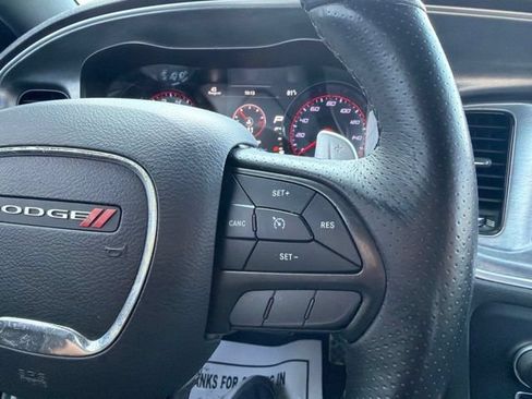 Used 2017 Dodge Charger R/T RWD image 28