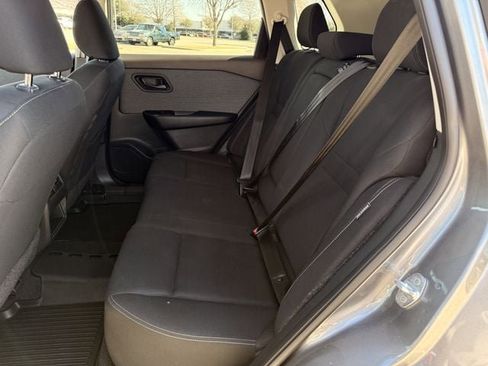 Used 2023 Nissan Rogue S image 23