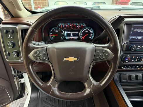 Used 2016 Chevrolet Silverado 2500 High Country w/ Duramax Plus Package AWD/4WD image 26