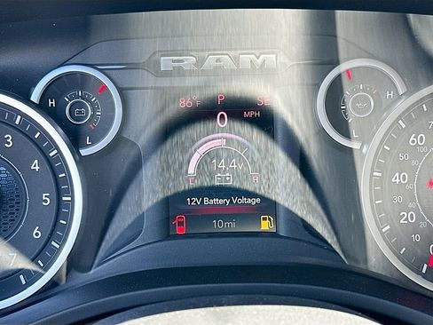 New 2026 RAM 1500 Big Horn AWD/4WD image 17