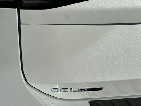 New 2026 Volkswagen Tiguan SEL R-Line AWD/4WD image 7