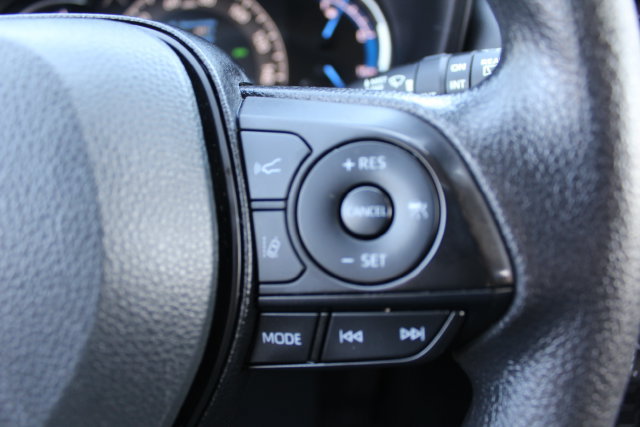 Certified 2025 Toyota RAV4 XLE AWD/4WD image 41
