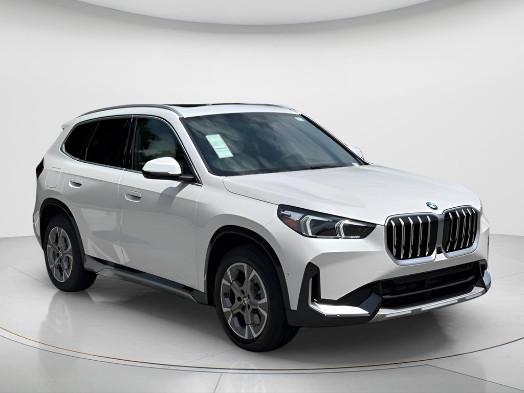 New 2026 BMW X1 xDrive28i w/ Technology Package AWD/4WD image 3