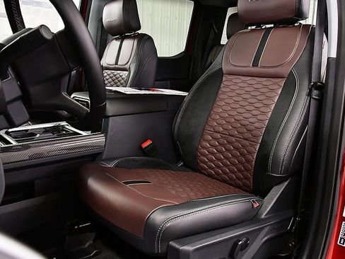 New 2025 Ford F250 Lariat w/ Lariat Ultimate Package image 33