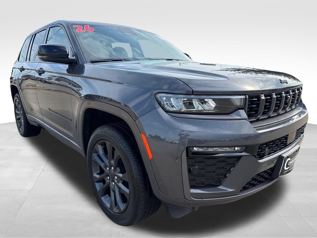Used 2026 Jeep Grand Cherokee Limited AWD/4WD image 7