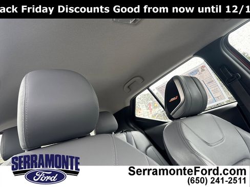 Used 2023 Nissan Kicks SR w/ SR Premium Package image 17