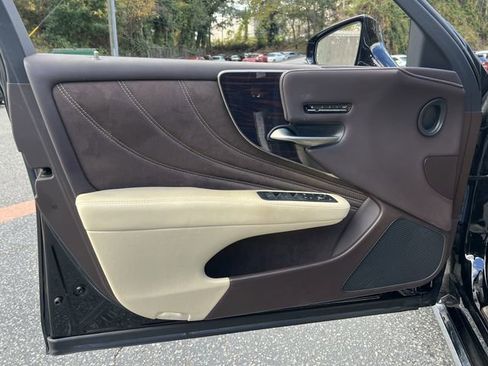 Used 2019 Lexus LS 500 F Sport image 10