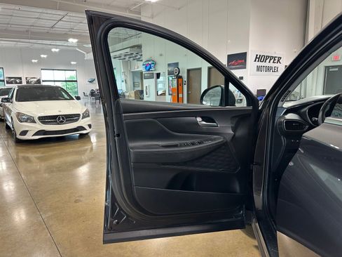 Used 2023 Hyundai Santa Fe SEL w/ Cargo Package FWD image 11