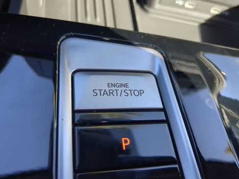 New 2026 Volkswagen Atlas Cross Sport SEL Premium R-Line image 33