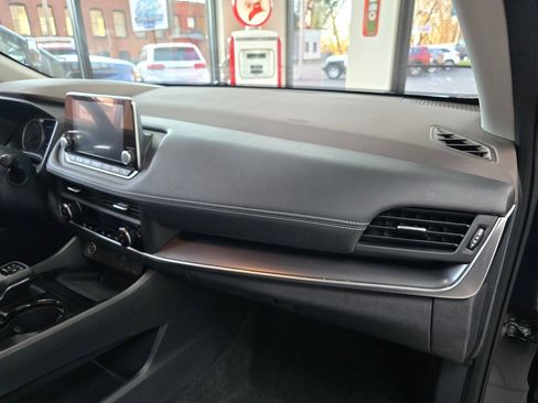 Used 2023 Nissan Rogue SV w/ SV Premium B Package AWD/4WD image 33
