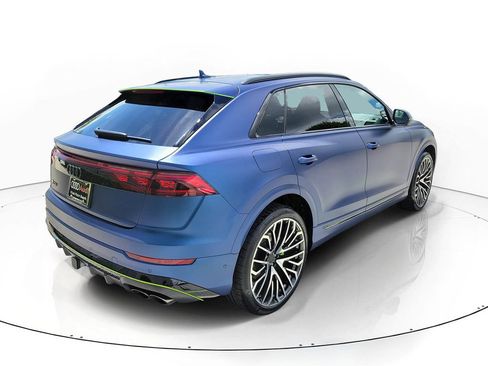 Used 2026 Audi SQ8 Prestige AWD/4WD image 4