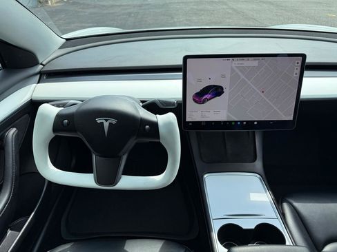 Used 2021 Tesla Model 3 Long Range image 9