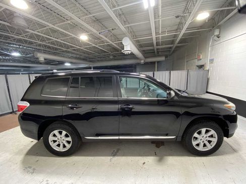 Used 2013 Toyota Highlander SE image 27