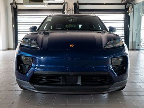 Used 2024 Porsche Macan 4 Electric AWD/4WD image 8