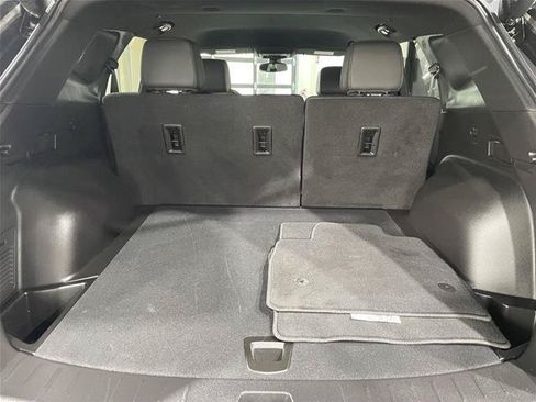 Used 2022 Chevrolet Blazer Premier AWD/4WD image 39