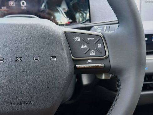 New 2026 Lexus ES 350h AWD w/ Cold Area Package image 39