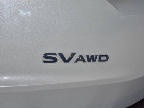 Used 2023 Nissan Rogue SV image 27