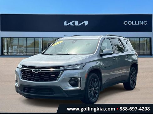Used 2023 Chevrolet Traverse RS w/ LPO, Floor Liner Package AWD/4WD image 5