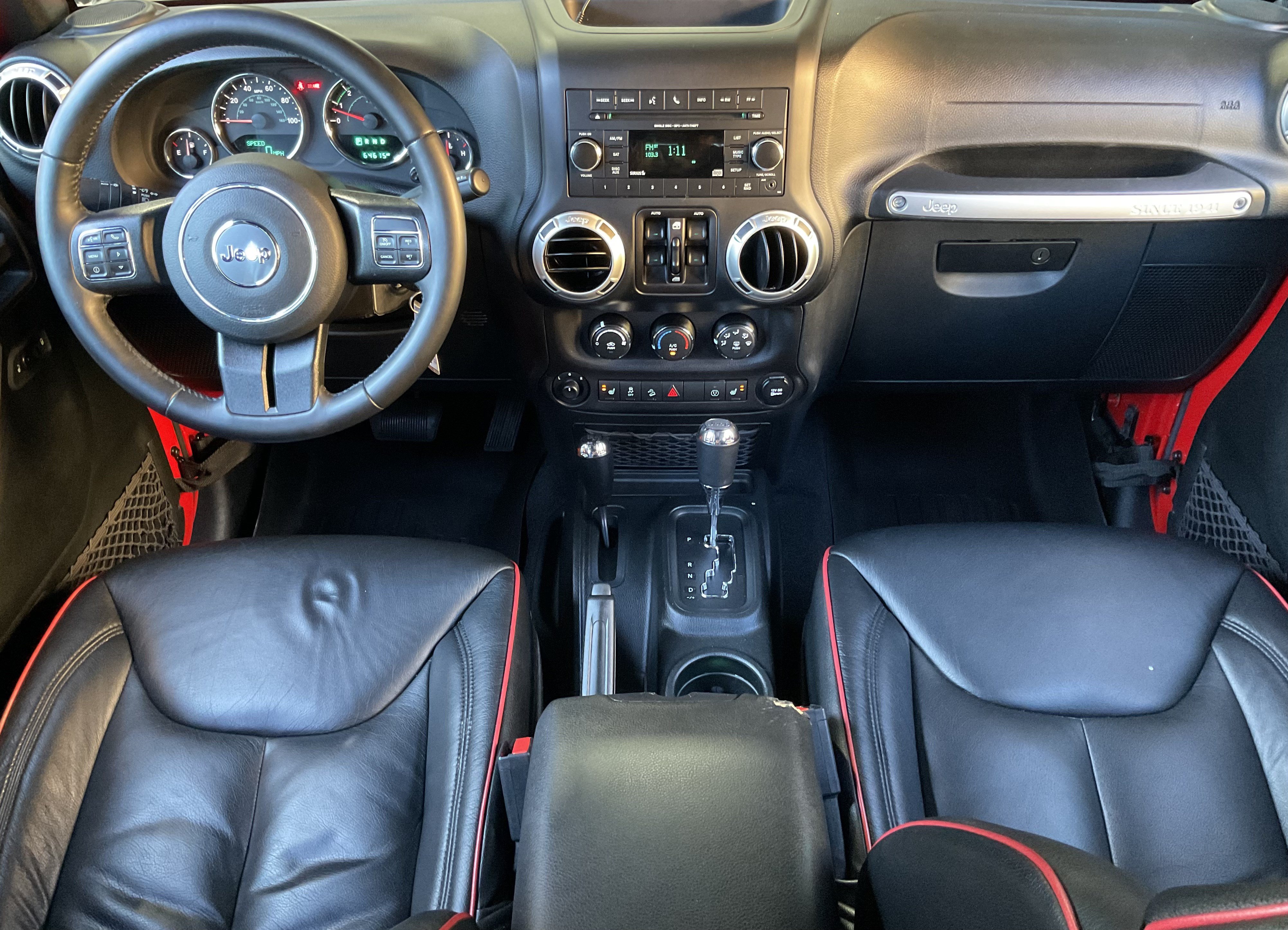 Used 2018 Jeep Wrangler Unlimited Rubicon w/ Cold Weather Group AWD/4WD image 21