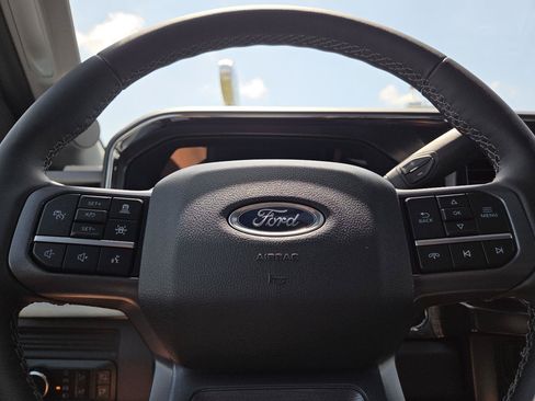 New 2026 Ford F350 Lariat w/ Black Appearance Package AWD/4WD image 30