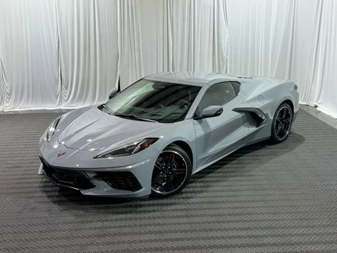 Used 2024 Chevrolet Corvette Stingray Preferred Cpe w/ 2LT RWD image 1