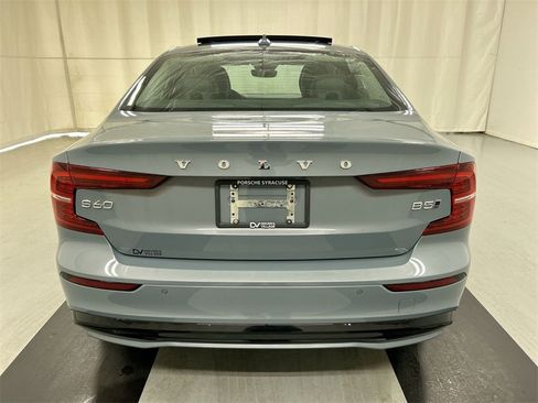 Used 2024 Volvo S60 B5 Plus image 22