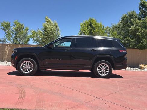 Used 2023 Jeep Grand Cherokee L Laredo AWD/4WD image 5
