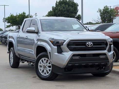New 2025 Toyota Tacoma SR5 image 2