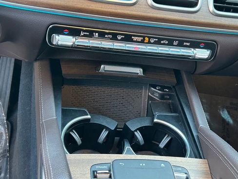 Used 2023 Mercedes-Benz GLE 450 4MATIC w/ AMG Line Exterior image 50