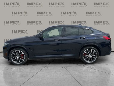 Used 2023 BMW X4 M40i w/ Premium Package image 2