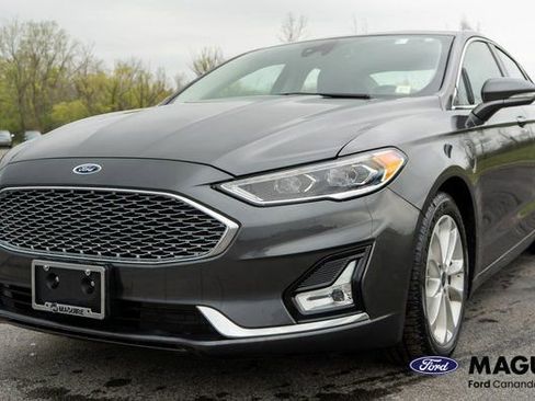 Used 2020 Ford Fusion Energi Titanium FWD image 2